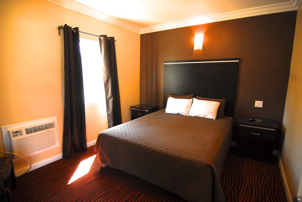 Studio City Inn - Near Universal Studios Hollywood Los Angeles Room photo